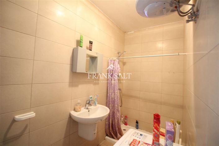 Image No.11-Appartement de 3 chambres à vendre à Msida