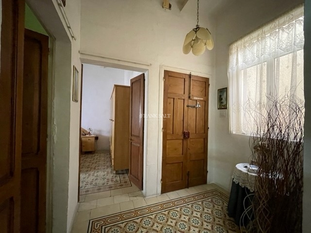 Image No.19-Propriété de 2 chambres à vendre à Senglea