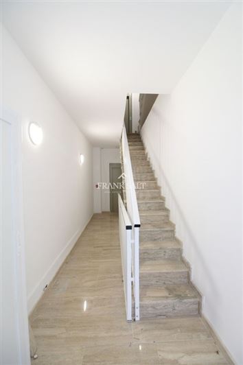 Image No.13-3 Bed Apartment for sale