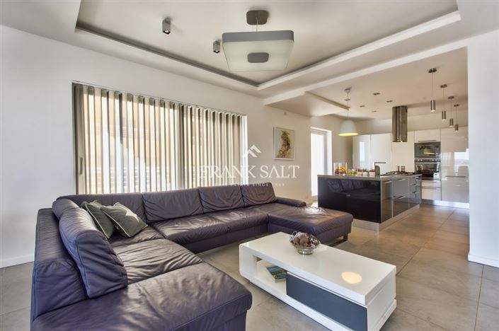 Image No.1-2 Bed Apartment for sale