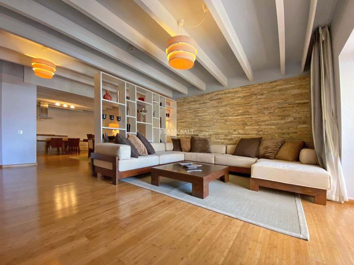 Image No.2-Propriété de 3 chambres à vendre à Kempinski
