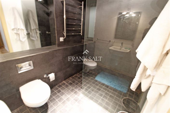 Image No.23-3 Bed Apartment for sale