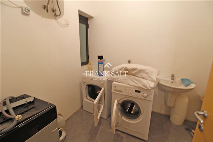 Image No.24-3 Bed Apartment for sale