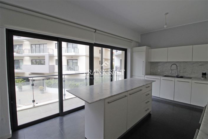 Image No.8-3 Bed Apartment for sale