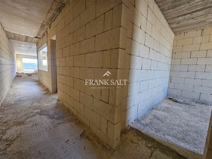 Image No.14-3 Bed Apartment for sale