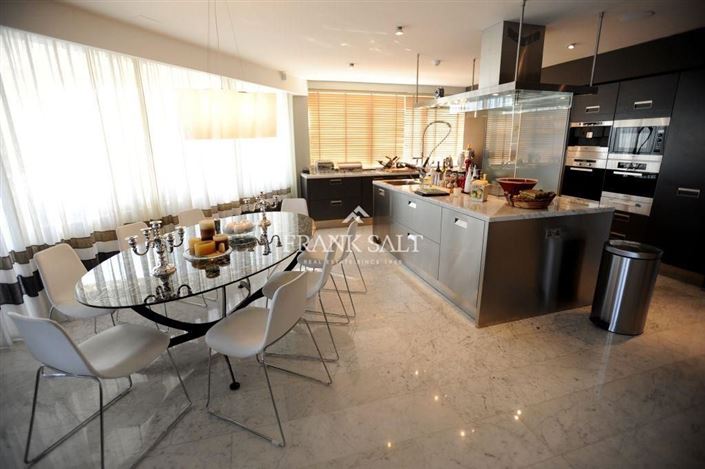 Image No.10-3 Bed Apartment for sale