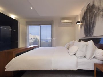 41fe48e3-1bed-400e-a0b6-bdd3bd7fc3b5
