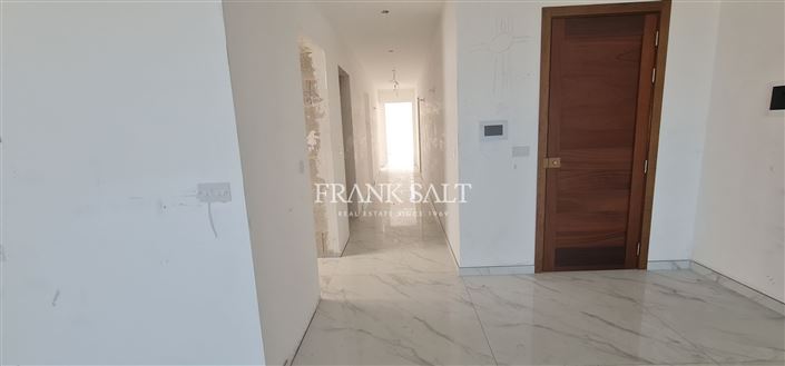 Image No.16-3 Bed Apartment for sale