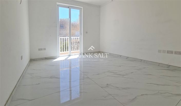 Image No.20-3 Bed Apartment for sale