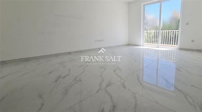 Image No.24-3 Bed Apartment for sale