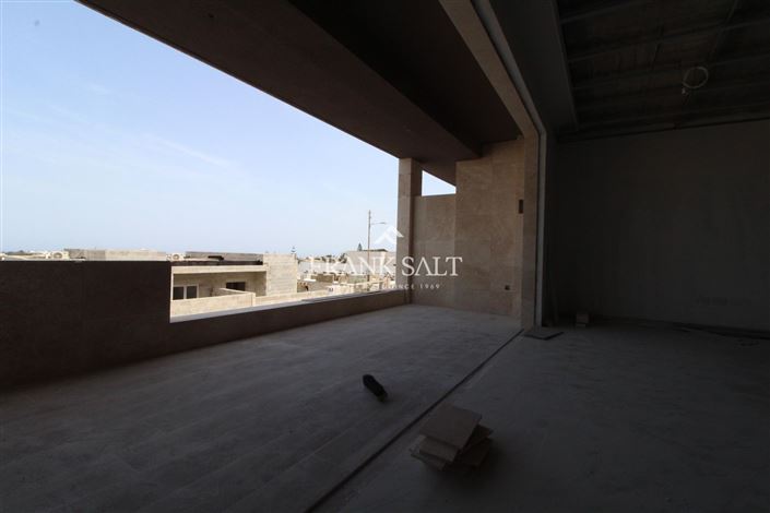 Image No.9-3 Bed Apartment for sale