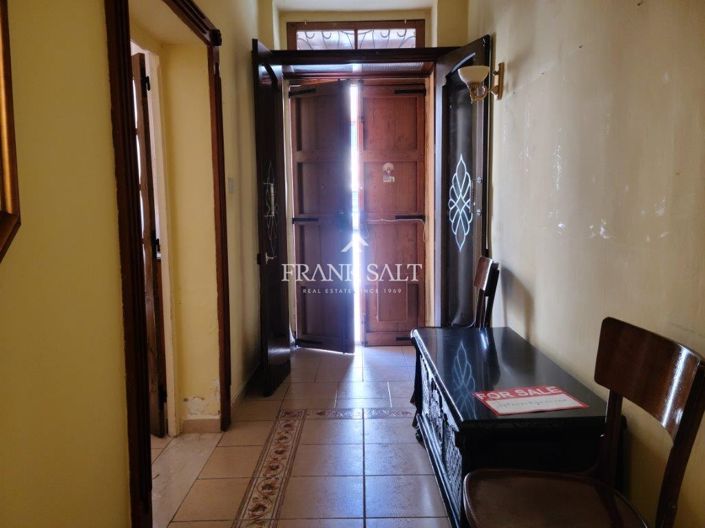 Image No.21-3 Bed Townhouse for sale