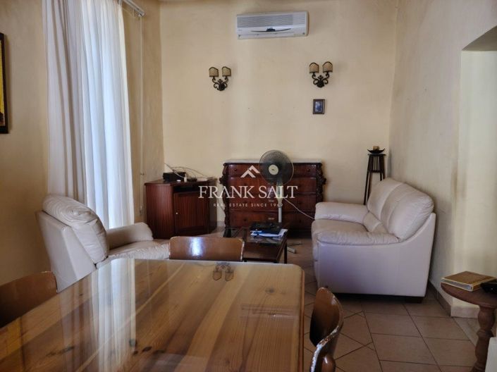 Image No.5-3 Bed Townhouse for sale