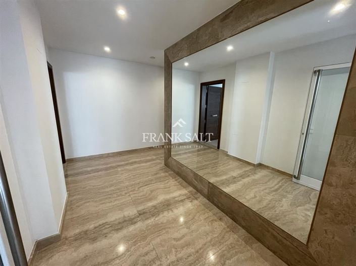 Image No.10-Appartement de 3 chambres à vendre à Burmarrad