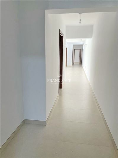 Image No.6-Appartement de 3 chambres à vendre à Burmarrad