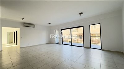 1 - Malta, Apartment