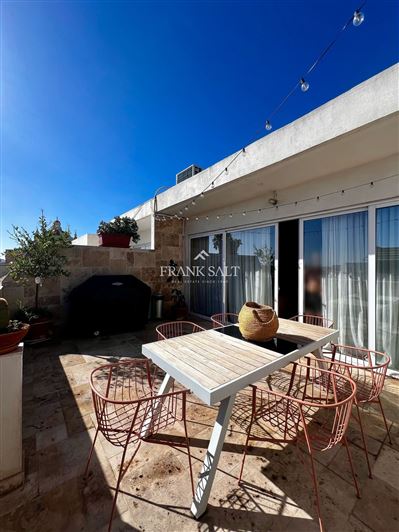 Image No.1-Penthouse de 2 chambres à vendre à Birkirkara