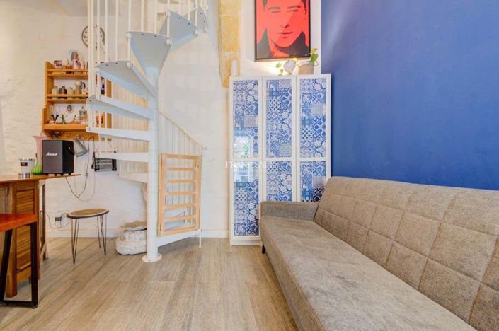 Image No.12-1 Bed Property for sale