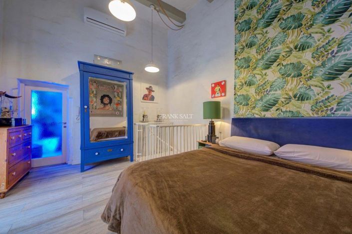 Image No.18-1 Bed Property for sale