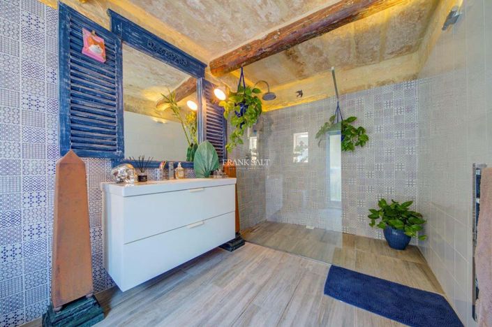 Image No.21-1 Bed Property for sale