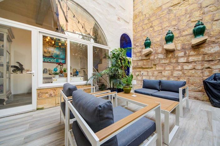 Image No.3-1 Bed Property for sale