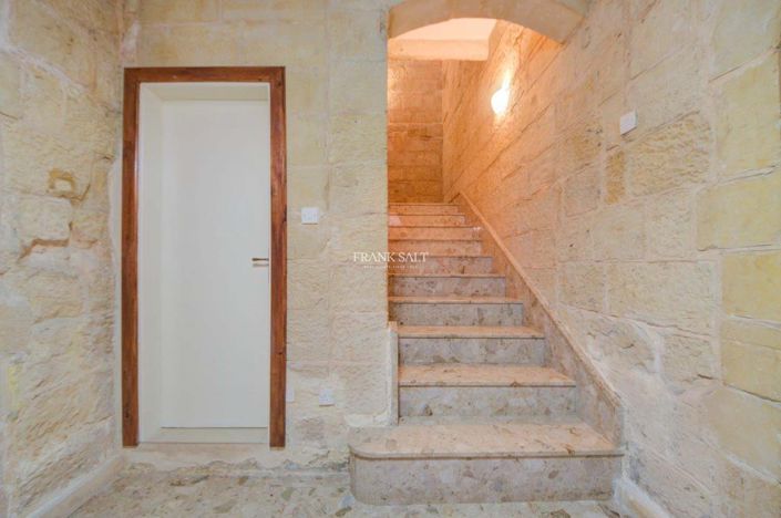 Image No.7-Propriété de 2 chambres à vendre à Senglea