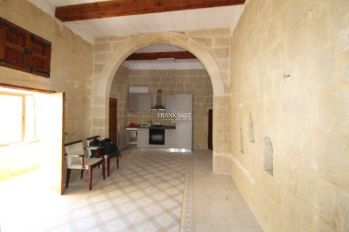 Image No.23-3 Bed Property for sale