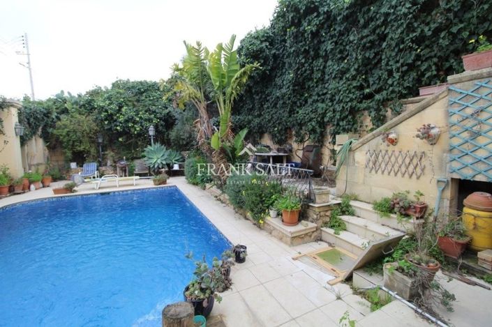 Image No.4-3 Bed Farmhouse for sale