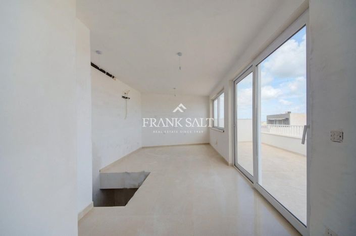 Image No.3-Penthouse de 2 chambres à vendre à Zabbar