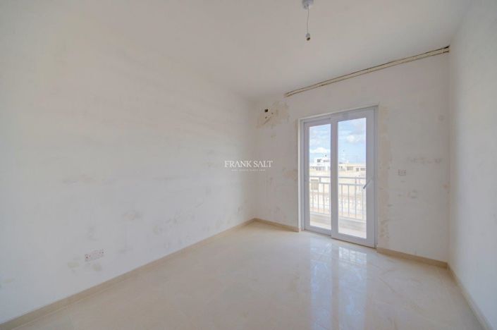 Image No.6-Propriété de 2 chambres à vendre