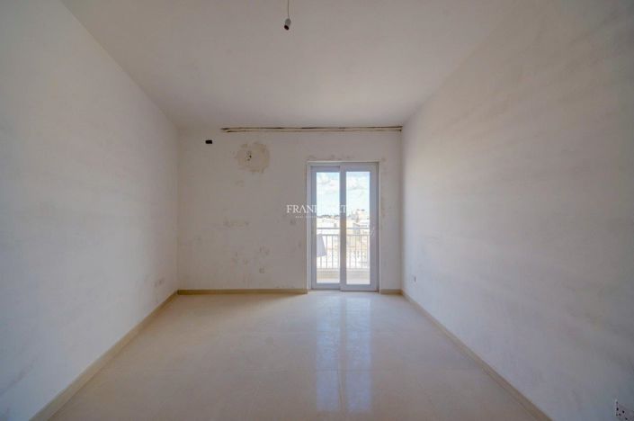 Image No.8-Propriété de 2 chambres à vendre