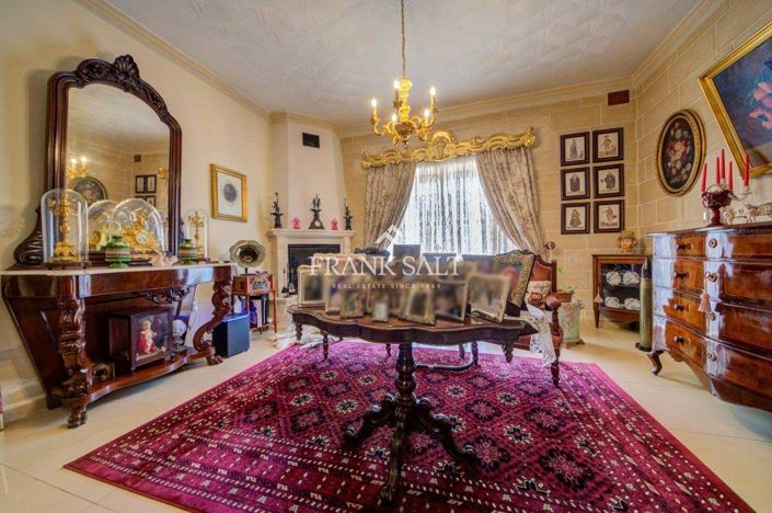 Image No.10-3 Bed Apartment for sale