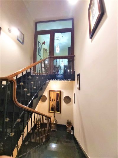 Image No.13-3 Bed Apartment for sale