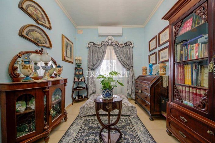 Image No.22-3 Bed Apartment for sale