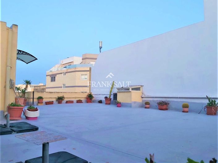 Image No.28-3 Bed Apartment for sale