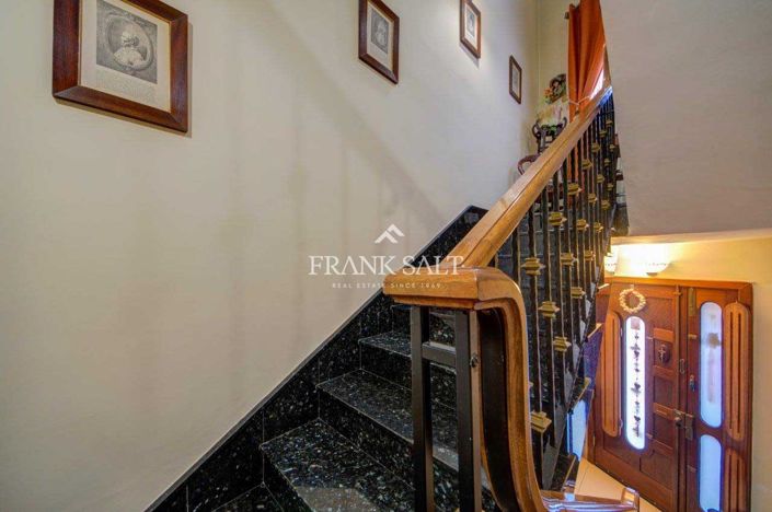 Image No.40-3 Bed Apartment for sale