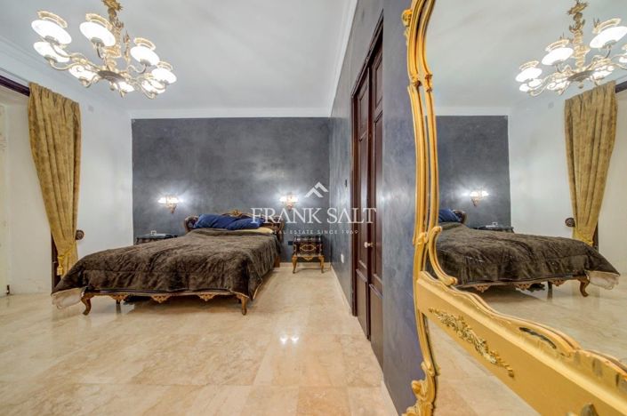 Image No.14-4 Bed Apartment for sale