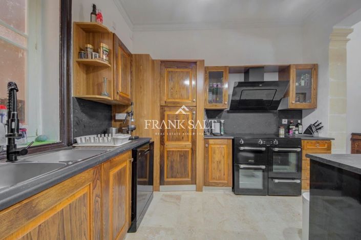 Image No.7-4 Bed Apartment for sale