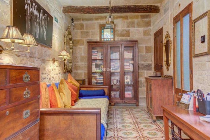 Image No.12-Propriété de 5 chambres à vendre à Cospicua