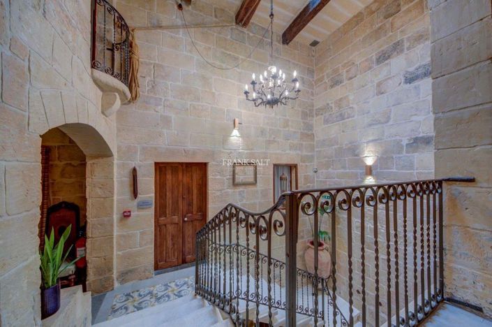 Image No.2-Propriété de 5 chambres à vendre à Cospicua