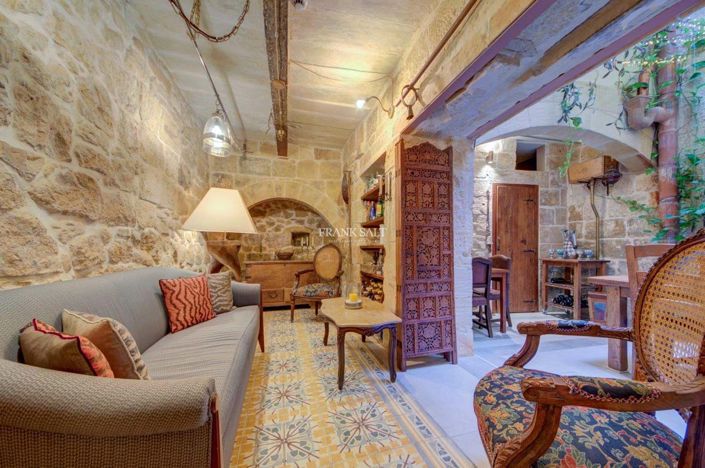 Image No.6-Propriété de 5 chambres à vendre à Cospicua