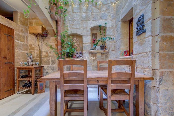 Image No.7-Propriété de 5 chambres à vendre à Cospicua