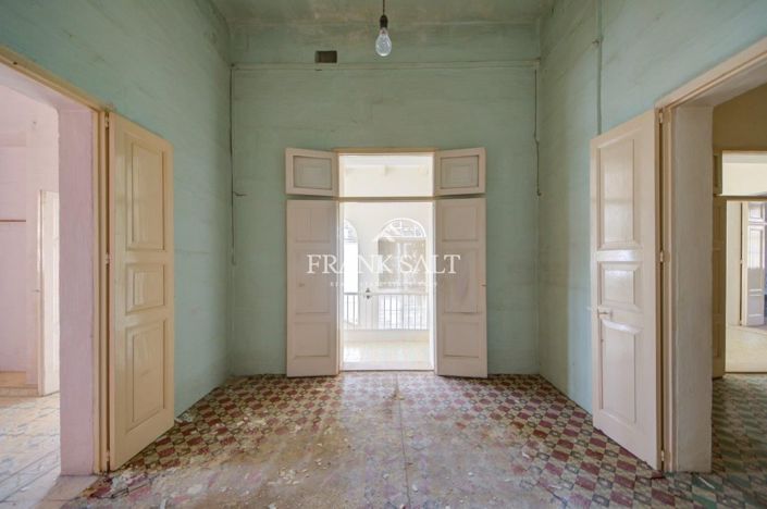 Image No.8-3 Bed Farmhouse for sale