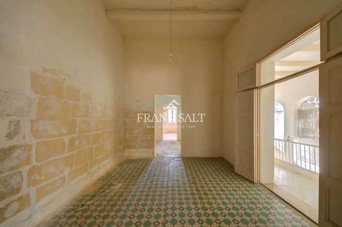 Image No.9-3 Bed Farmhouse for sale