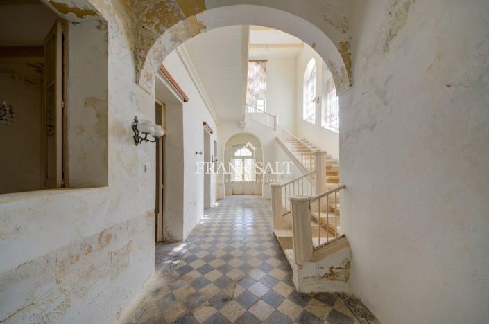 Image No.13-3 Bed Farmhouse for sale