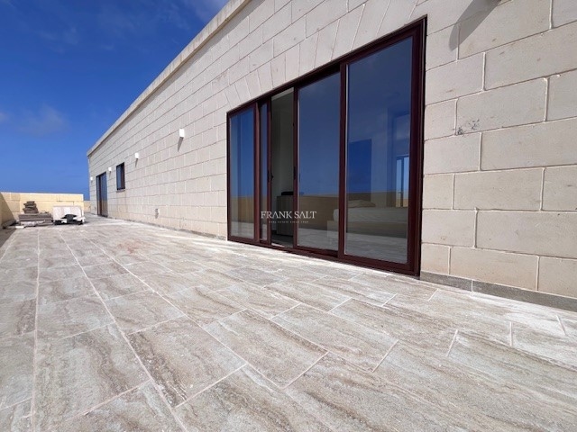 Image No.15-2 Bed Property for sale