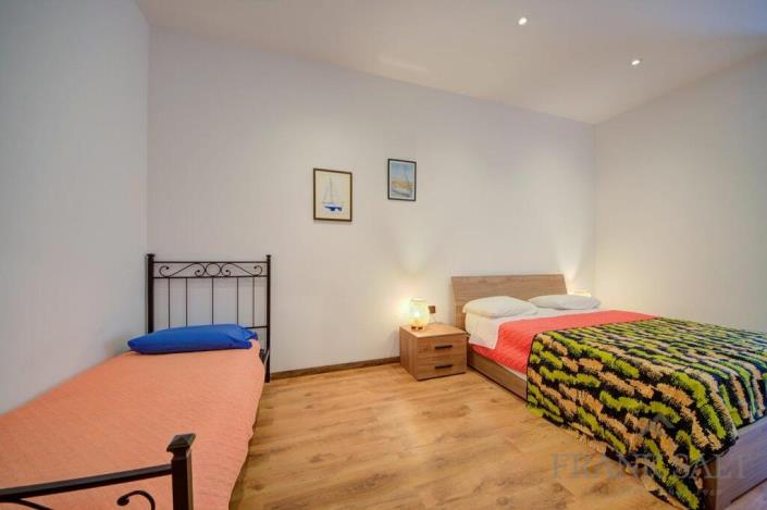 Image No.14-Maison de ville de 6 chambres à vendre à Nadur