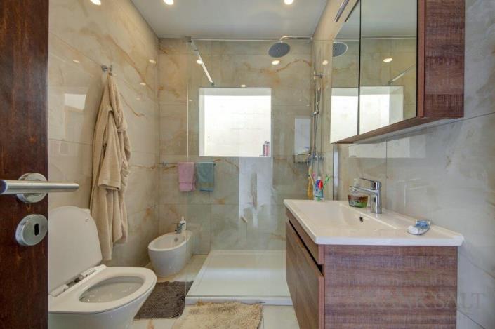 Image No.20-Maison de ville de 6 chambres à vendre à Nadur