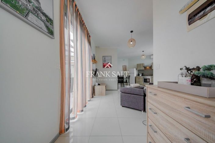 Image No.8-Penthouse de 2 chambres à vendre à Ghajnsielem