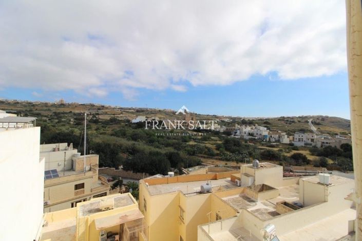 Image No.19-Penthouse de 2 chambres à vendre à Ghajnsielem